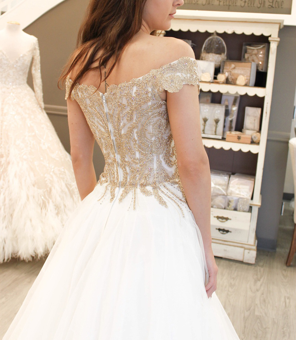 Off-Shoulder Dark Green Sleeveless A-Line Prom Dress main image 1